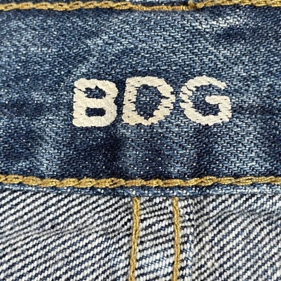 BDG URBAN OUTFITTERS Mid-Rise Breezy Button-Fly Jean Shorts - Size 25 - Picture 8 of 10